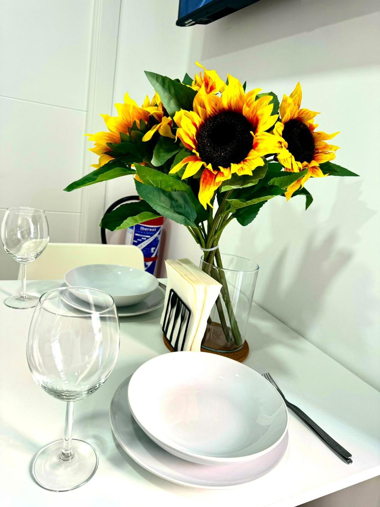 Apartamentos Madrid Connection - Universidad By Oshun Apartments Екстер'єр фото