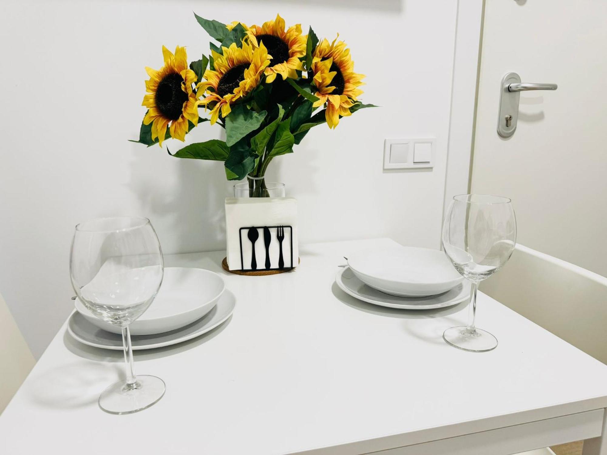 Apartamentos Madrid Connection - Universidad By Oshun Apartments Екстер'єр фото