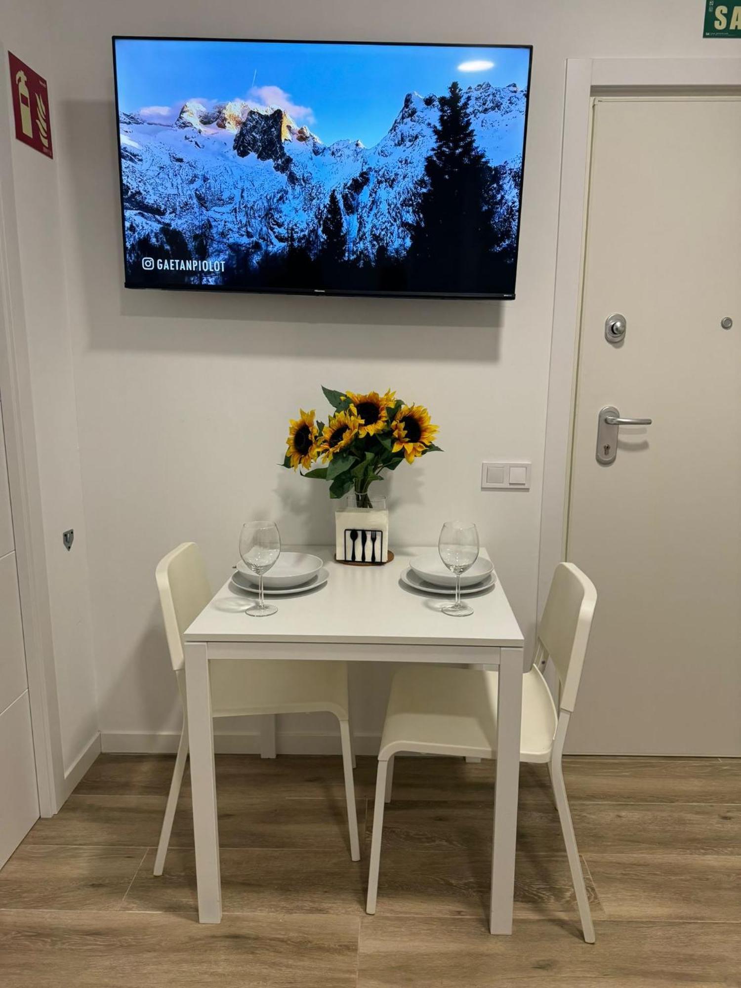 Apartamentos Madrid Connection - Universidad By Oshun Apartments Екстер'єр фото